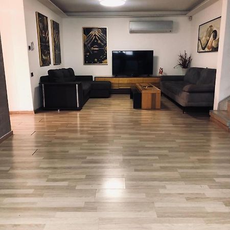 Villa Miami Asjdod Buitenkant foto